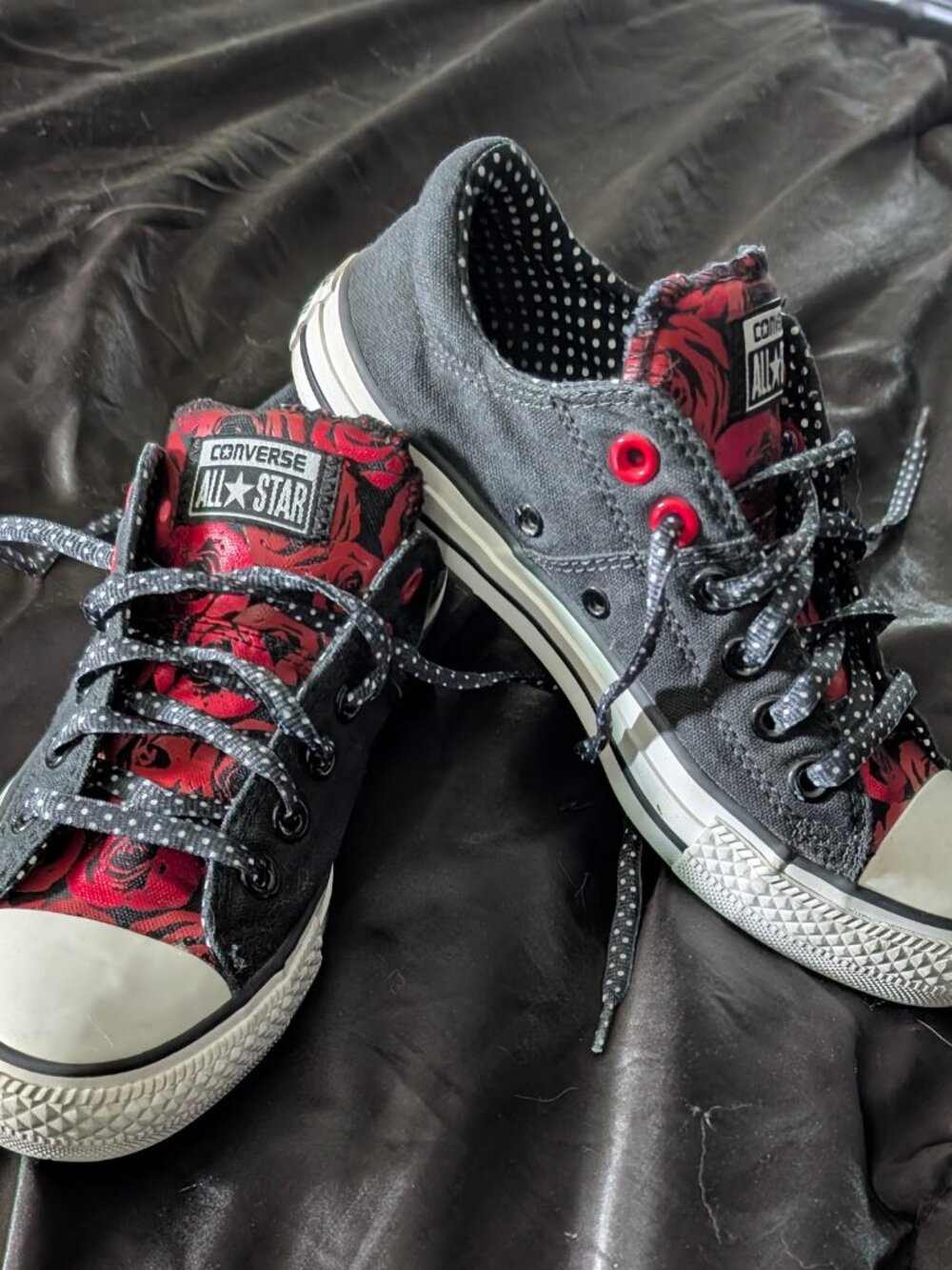 Converse red roses Polka Dots